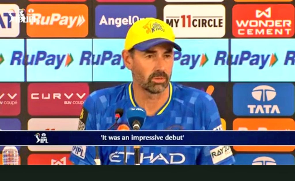 MSDian067's tweet image. 🚨 A thread- How Stephen Fleming was made a villain !! #IPL2025 #CSKvsMI

Exposing how hypocrites hide the truth &amp;amp; show only controversial things for reach, here we go 👇🏻👇🏻

1- Flemming appreciated Ayush it but they never posted.

The troll: Flemm don&apos;t encourage yougsters.