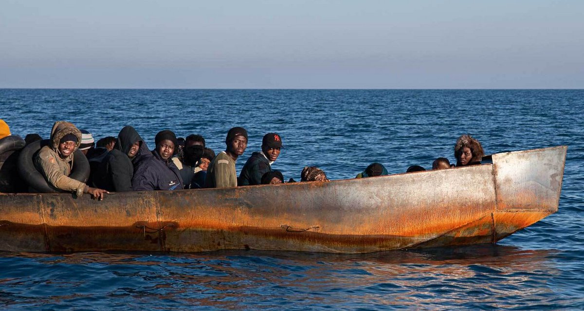 Sarita_Libre's tweet image. Il #JLProject ha trovato le prove del coinvolgimento del governo ITALIANO nei respingimenti dal mare alla #TUNISIA. In alcuni le persone migranti sono state UCCISE.
Stiamo cercando persone migranti respinte dal mare in Tunisia nel 2019, 2020, 2021 e 2022.

Passate parola!