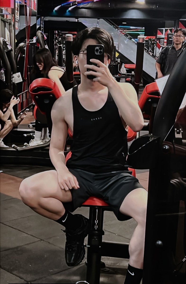 久違的要上去台北玩耍
這個週末有誰在台北有空的啊😍😍😍