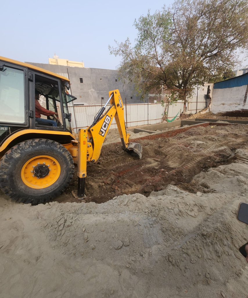 AdvSandeep_'s tweet photo. थाना साहिबाबाद, जनपद गाजियाबाद का मामला है कृपया मामले का संज्ञान ले @ghaziabadpolice @112UttarPradesh @DCPTHindonGZB https://t.co/v4w7Lq2VDf