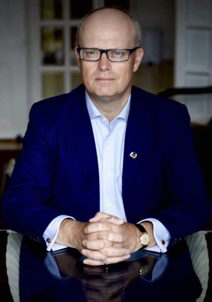 jim_vas (@jim_vas) on Twitter photo TLP457: The Power of Positive Sleep with Giles Watkins
our latest episode wit... bit.ly/TLP-457 #leadership #Leadership #SleepMatters #HighPerformance #WorkplaceWellness #BetterSleep #ExecutiveCoaching #PeakPerformance #LeadershipPodcast #SleepForSuccess@ <a href="/JanRutherford/">Jan Rutherford</a> TLP457: The Power of Positive Sleep with Giles Watkins
our latest episode wit... bit.ly/TLP-457 #leadership #Leadership #SleepMatters #HighPerformance #WorkplaceWellness #BetterSleep #ExecutiveCoaching #PeakPerformance #LeadershipPodcast #SleepForSuccess@ <a href="/JanRutherford/">Jan Rutherford</a>