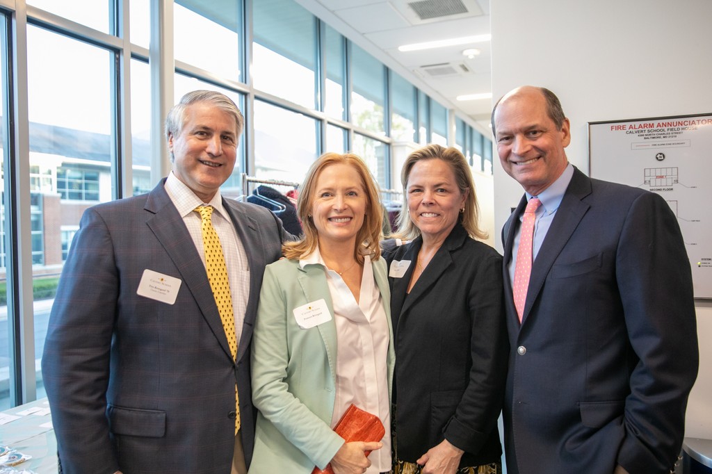 Last week, we welcomed members of the Banner Society for a special evening in the Luetkemeyer Athletic Center.💛 Featuring a presentation from teachers Matthew Gallo '15 and Josh Hanson-Kaplan, the reception was a celebration of the generosity that fuels our mission. 🐝