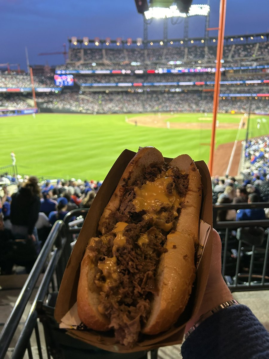 ChiddysSteaks's tweet image. The @Mets have a day game today so that means lunch at @CitiField!
Stop by Chiddy’s to enjoy a sandwich at the ballpark!
#LGM