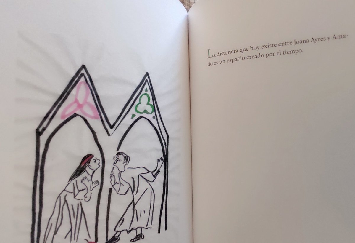 Día del Libro y continúo leyendo el de <a href="/Rebecahdzalonso/">Rebeca Hernández</a>: Mondego. La anatomía del fantasma de Joana Ayres.
Es una lectura lenta para digerir lo que sus páginas destilan.
¡Qué lindeza de ilustraciones!