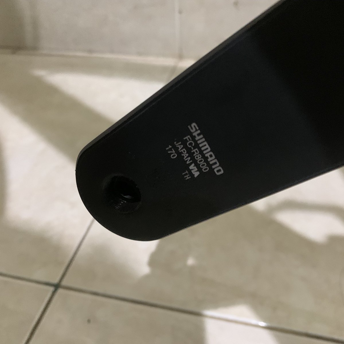 juanendi's tweet photo. Dijual crank arm ultegra r8000

Panjang 170mm

Tanpa pedal

Harga 1,5jt nett
Lokasi jakarta / Tangsel

Barang mulus, kondisi sangat normal

Terimakasih #fnfjb https://t.co/JjSwGe5HS5