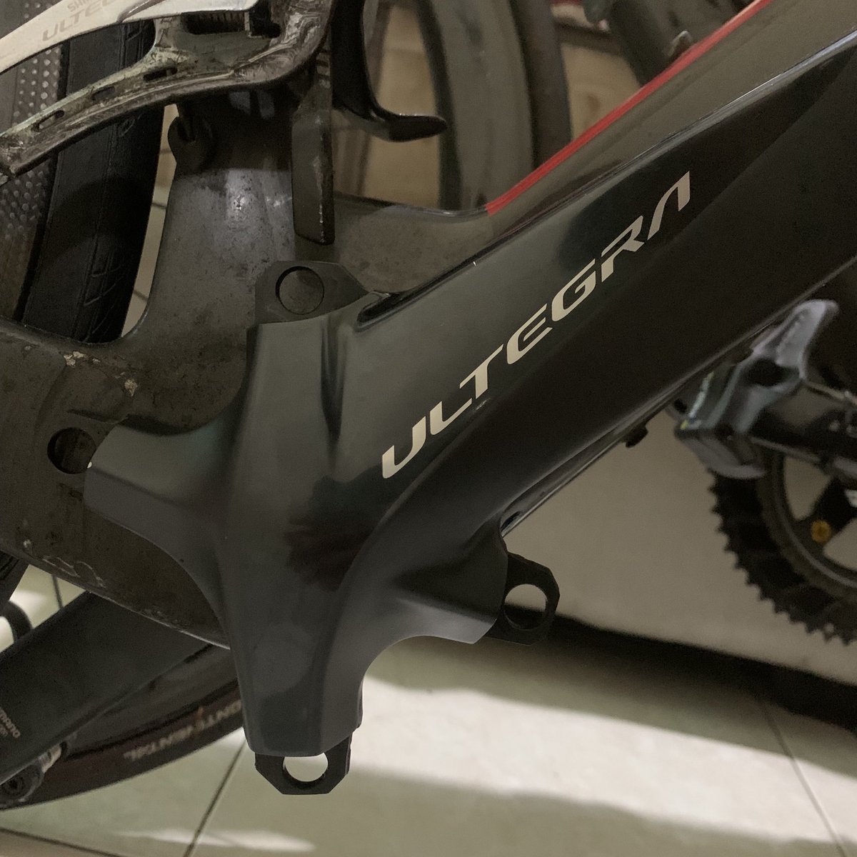 juanendi's tweet photo. Dijual crank arm ultegra r8000

Panjang 170mm

Tanpa pedal

Harga 1,5jt nett
Lokasi jakarta / Tangsel

Barang mulus, kondisi sangat normal

Terimakasih #fnfjb https://t.co/JjSwGe5HS5