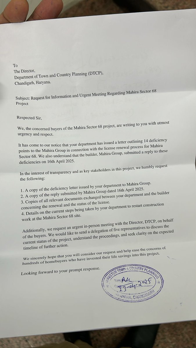 Mahira68Buyers's tweet photo. कब अधिकारियों और बिल्डर द्वारा महिरा 68 प्रोजेक्ट का निर्माण फिर से शुरू किया जाएगा? कब खरीदारों को उनके घर मिलेंगे? कब सरकार समाधान प्रदान करेगी और खरीदारों को घर सौंपेगी? कब सरकारी अधिकारी हमसे मिलेंगे? #Mahira68 #PMAY #DTCP #RERA

@dtcphry
@cmohry
@NayabSainiBJP https://t.co/vx5KF1gaPv