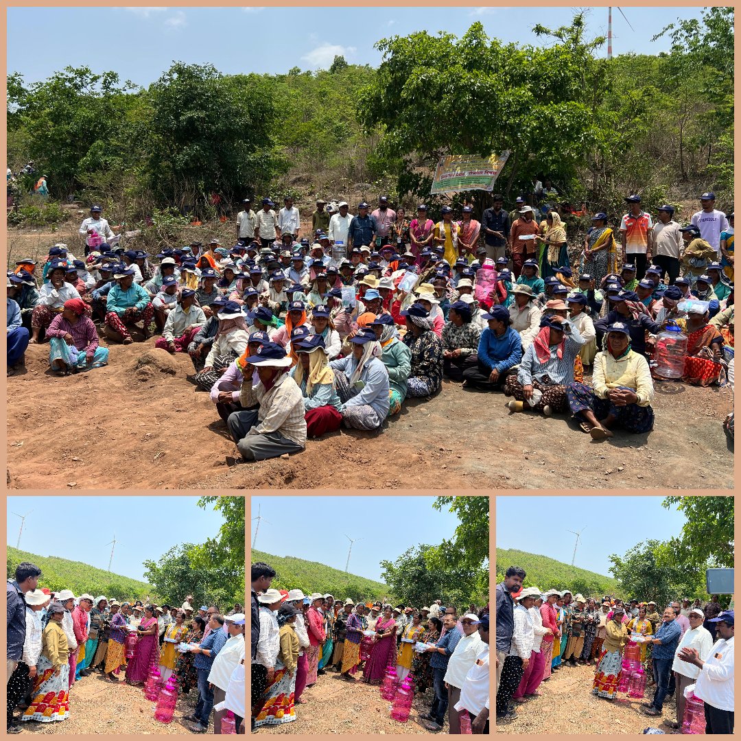 MgnregsB's tweet photo. ಖಾನಾಪೂರ ತಾಲೂಕಿನ ಹಲಕರ್ಣಿ ಗ್ರಾಮ ಪಂಚಾಯತ, ಸವದತ್ತಿ ತಾಲ್ಲೂಕಿನ ಮದ್ಲೂರ ಹಾಗೂ ಗೊರಬಾಳ, ಬೆಳಗಾವಿ ತಾಲ್ಲೂಕಿನ ಕಾಕತಿ ಗ್ರಾಮ ಪಂಚಾಯತ ವ್ಯಾಪ್ತಿಯಡಿ ಮನರೇಗಾ ಯೋಜನೆಯಡಿ ಪ್ರಗತಿಯಲ್ಲಿರುವ ಹಳ್ಳ ಹೂಳೆತ್ತುವ ಕಾಮಗಾರಿ ಸ್ಥಳದಲ್ಲಿ ಕೂಲಿಕಾರರಿಗೆ ಪ್ರಥಮ ಚಿಕಿತ್ಸಾ ಪೆಟ್ಟಿಗೆ, ಕುಡಿಯುವ ನೀರಿನ ಬಾಟಲ್ ಹಾಗೂ ಕ್ಯಾಪ್ ಗಳನ್ನು ವಿತರಿಸಲಾಯಿತು. https://t.co/J1KreAB4Hy