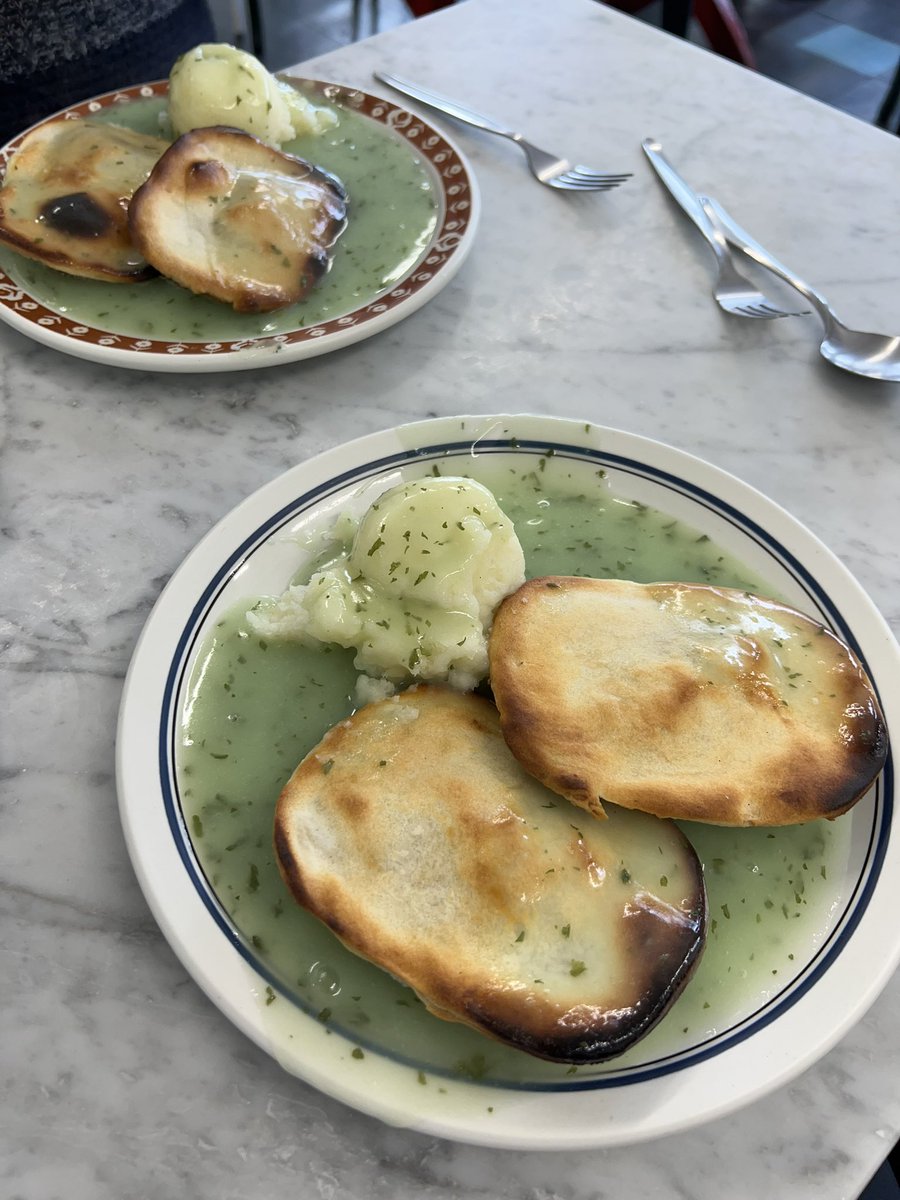Barry Caffrey (@barrycaffrey) on Twitter photo Working from the East End today for <a href="/BBCLondonNews/">BBC London</a> with great camera man Dave Godfrey - so lunch had to be traditional two pie and one mash, with liquor and a cuppa of course! Working from the East End today for <a href="/BBCLondonNews/">BBC London</a> with great camera man Dave Godfrey - so lunch had to be traditional two pie and one mash, with liquor and a cuppa of course!