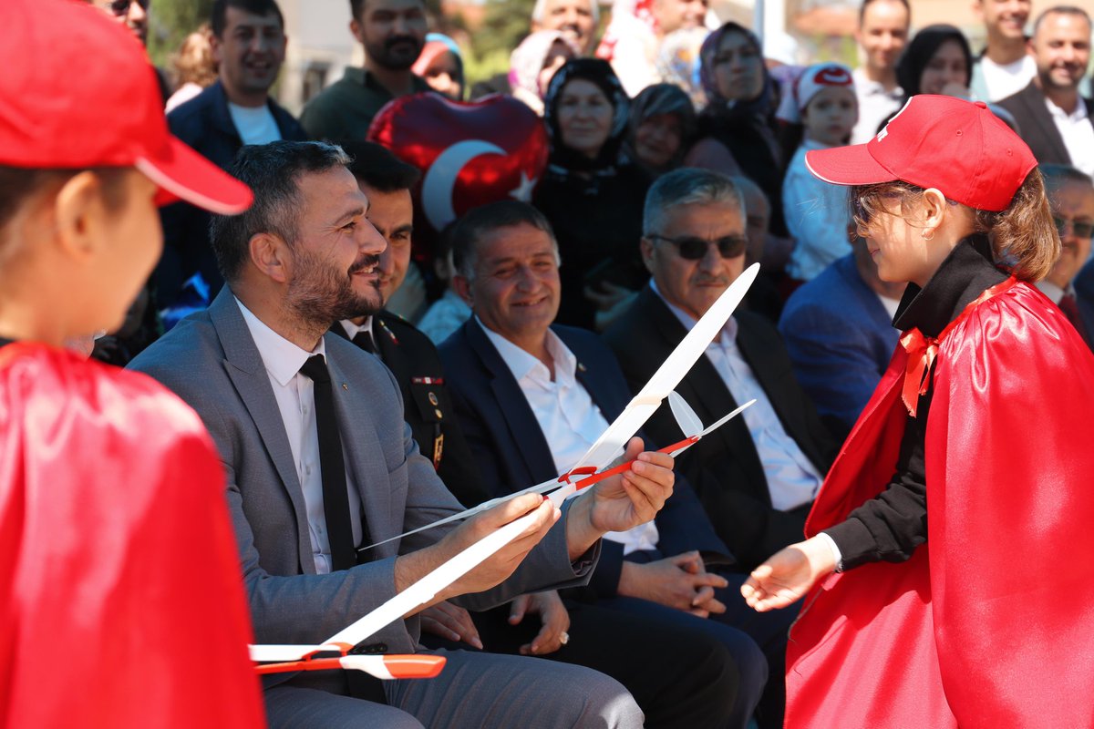 23 Nisan Ulusal Egemenlik ve Çocuk Bayramımızı büyük bir coşkuyla kutladık. 🇹🇷 

#23Nisan