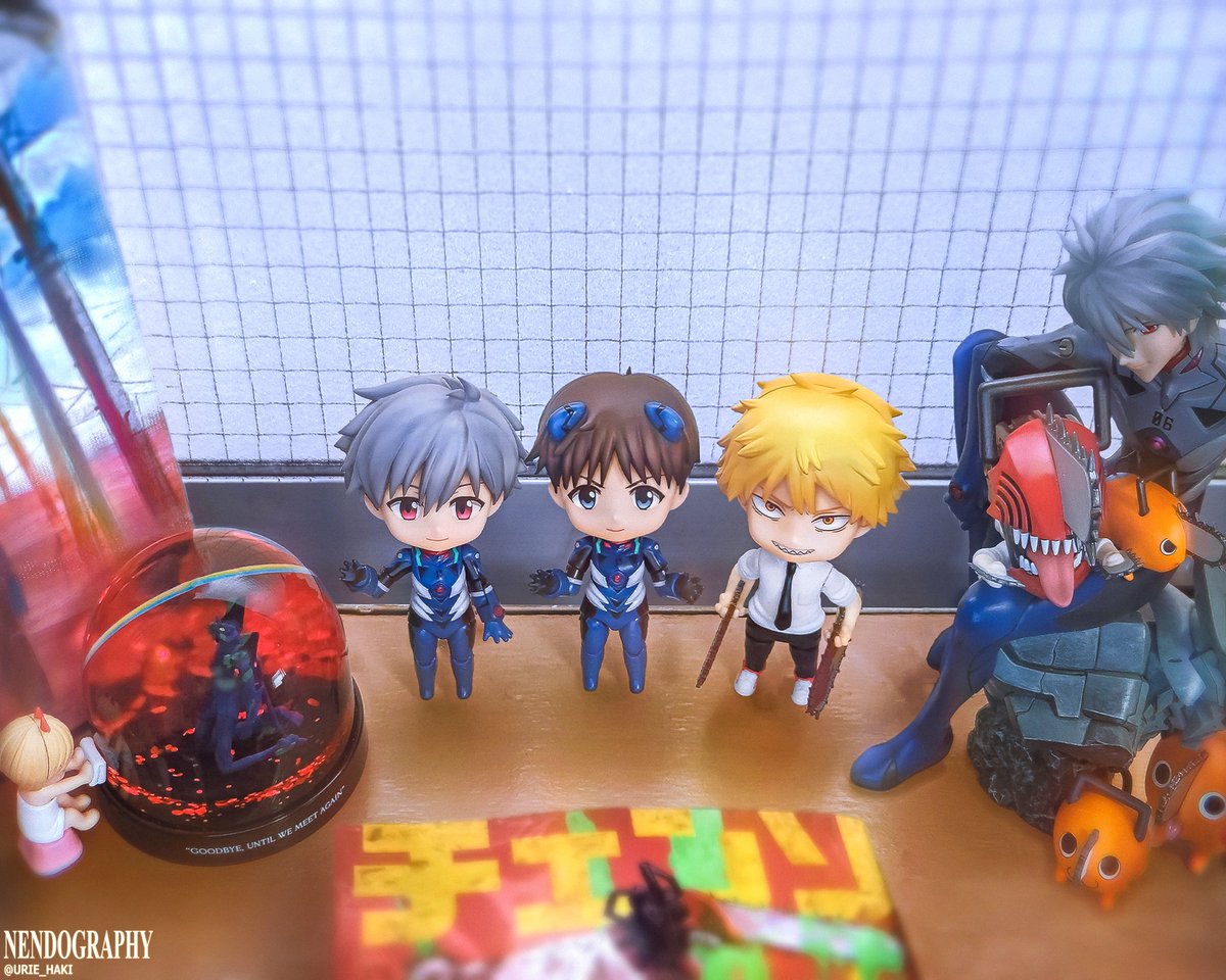 エヴァとチェンソー 💕

#エヴァンゲリオン #チェンソーマン
#ねんどり #ねんどろいど