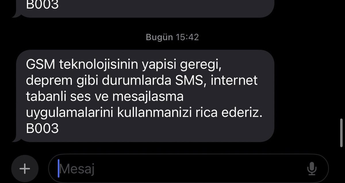 ilaydabsknn's tweet photo. Bu yüzsüzlük şaka olmalı 
 #deprem #Vodafone https://t.co/42pHG3flXu
