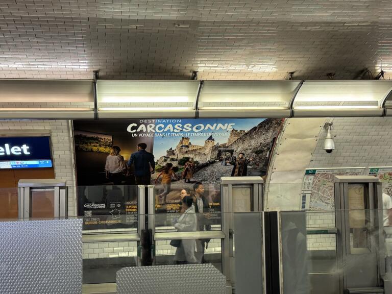 🌟 Du 17 au 23 avril, #Carcassonne a brillé dans le métro parisien avec 130 affiches ! 🚇✨ Découvrez notre belle destination. 
tourisme-carcassonne.fr
#Tourisme  #Paris