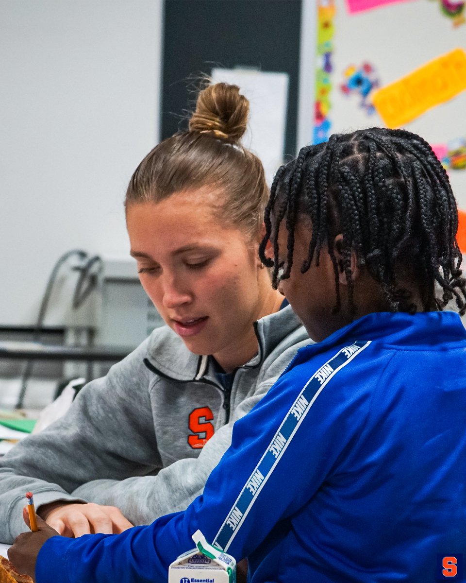 CuseFH's tweet image. It's World Book Day! What better way to celebrate than with our Book Buddies!
#lygc x #DrivenToOrange