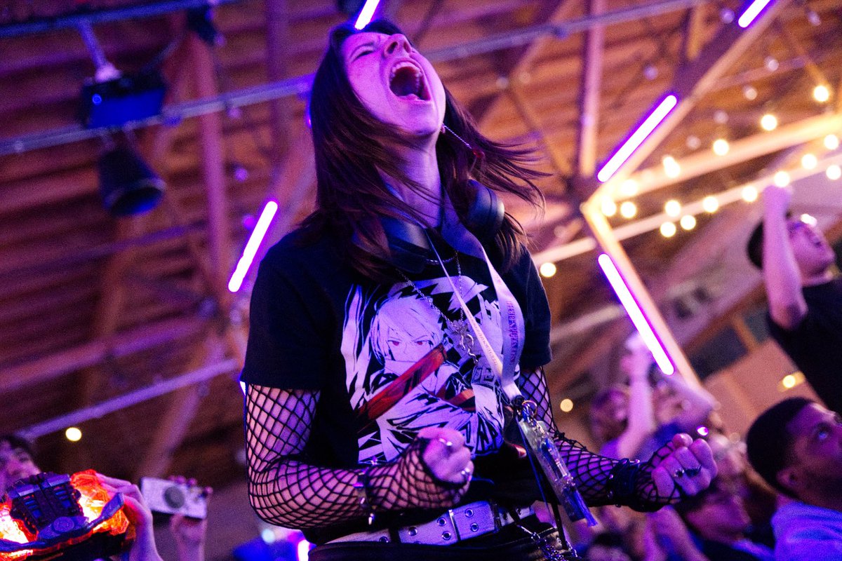 ThePhantomnaut's tweet image. Thank you @SlashbackEvent for another year of letting me take photos! From almost 3,000 photos taken, it all came down to 480 chosen and edited. Hope you folks like it!

Day 1: flic.kr/s/aHBqjCarjt
Day 2: flic.kr/s/aHBqjCarEP