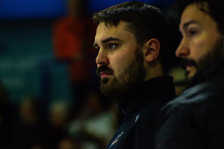 JoeMaciag2's tweet photo. First year coaching in the books!

Now that the season is over I wanted to thank all of the fans, players and staff of @steelershockey for an incredible year.

From European adventures to unforgettable games at the HOS. Thank you for everything 🧡

See you soon!🍊 https://t.co/aS4aR1fhUc