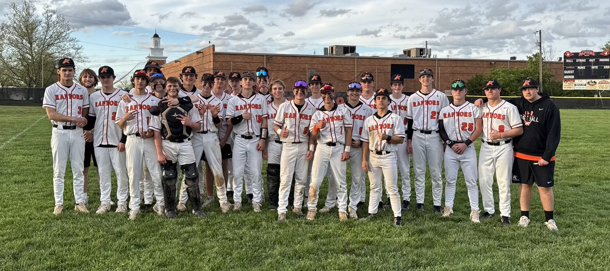 AHSRaptorsAD's tweet image. HUGE SHOUTOUTS of CONGRATULATIONS to our @AHSRaptorsBase Varsity TEAM on their THRILLING DRAMATIC COMEBACK 7-6 WIN over the Spartans!!!
@AndersonRaptors are VERY PROUD!!!
Go SUPPORT them today 5:00pm at THS!!!
#AHSisPROUD
#AHSisEXCITED
#AHSisFAMILY