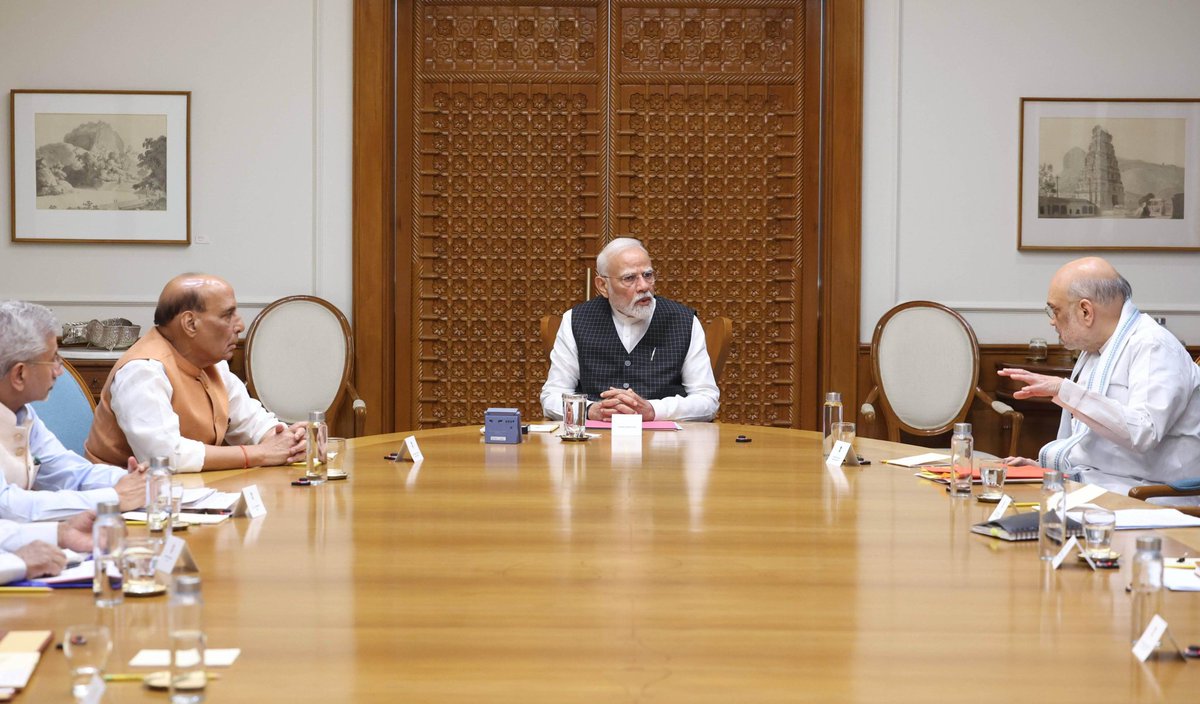 Decisions of CCS meeting held by PM Modi
1.)All Pakistani citizens ordered to leave India within next 48 Hours.
2.)Pakistani embassy in India is ordered to be closed.
3.)Indus water treaty suspended.
4.)Atari Wagha border closed.
5.)Visa of all Pakistani citizens suspended.