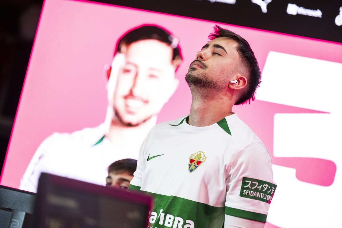 Jotaba 🥶 (@josebailon11_) on Twitter photo RECAP <a href="/LALIGA_FCPro/">LALIGA FC Pro</a> 2025
Subcampeon CUP 🥈
Top 9/16 FINALS
Sé que tengo las capacidades para luchar por ir al mundial y ganar el titulo de esta Liga. Cada temporada me veo mas cerca, confio en que lo haré tarde o temprano. RECAP <a href="/LALIGA_FCPro/">LALIGA FC Pro</a> 2025
Subcampeon CUP 🥈
Top 9/16 FINALS
Sé que tengo las capacidades para luchar por ir al mundial y ganar el titulo de esta Liga. Cada temporada me veo mas cerca, confio en que lo haré tarde o temprano.