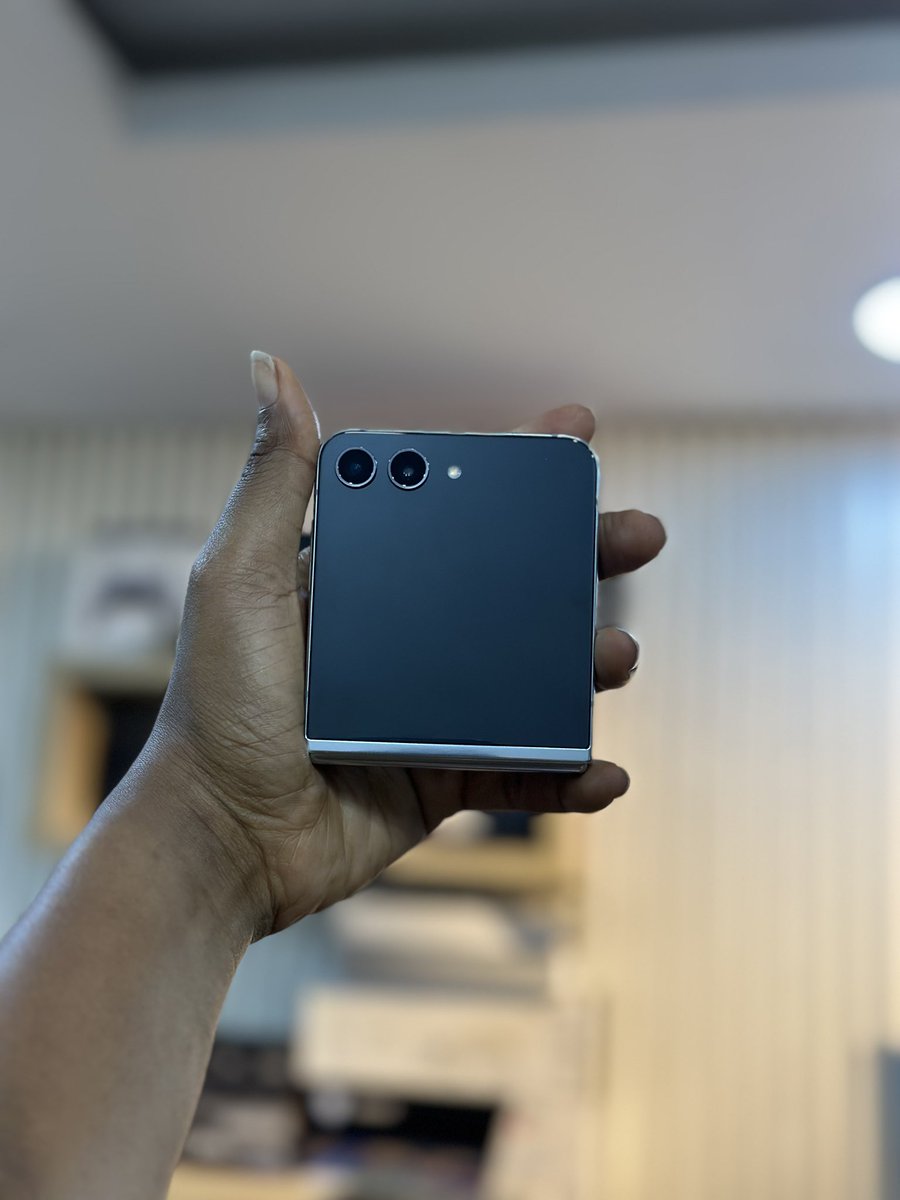 ‼️Awoof Deal‼️

UK used Samsung Flip Series

Flip 3 128GB - N370,000
Flip 4 128GB - N450,000
Flip 5 256GB - N650,000

#gadetkicks #deprem #RutoMustGo