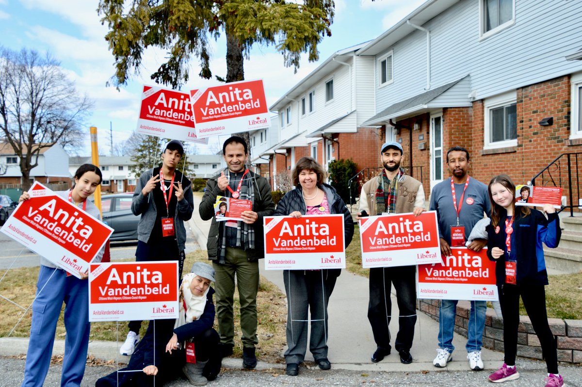 #TeamAnita is out every day in Ottawa West–Nepean, having conversations with you is always a good time! 

I know how our neighbours help each other when it matters. Let's keep building our #OttWN community and a stronger Canada together. 🇨🇦

#CanadaStrong