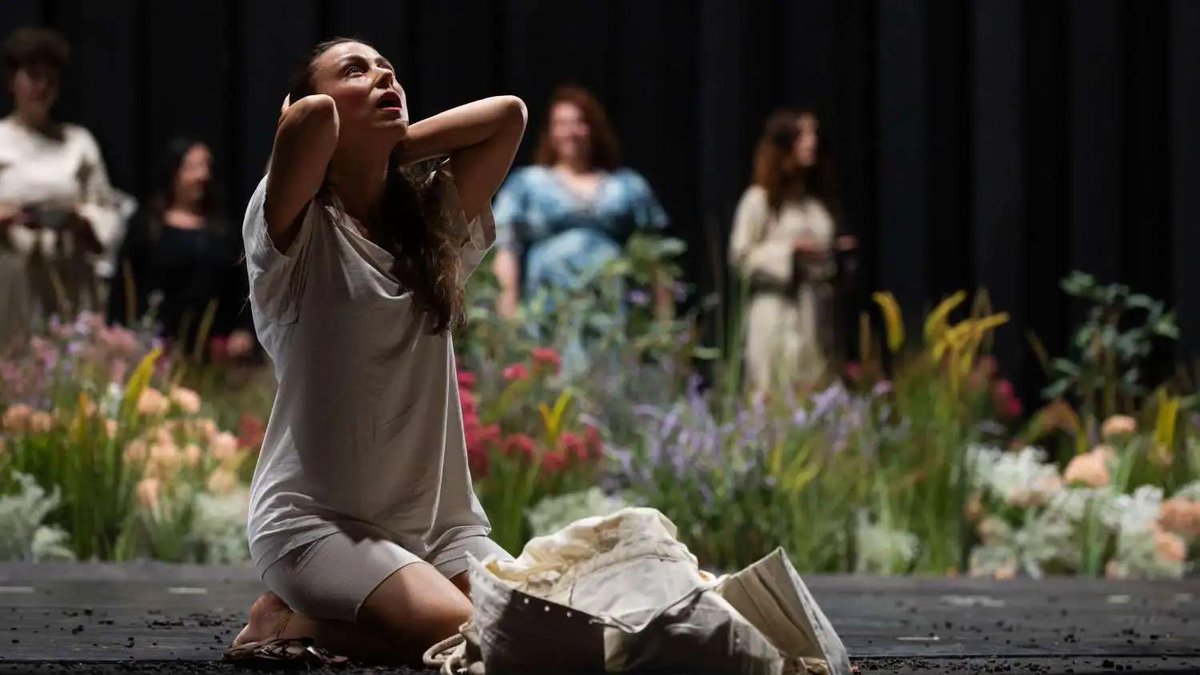 Corinne Winters (@corinnesoprano) on Twitter photo Tonight is the premiere of our new Suor Angelica + Il prigioniero! Although it’s a somber time to be in Rome, these pieces somehow feel relevant. Huge thx to Calixto Bieito, Mo Mariotti & the whole <a href="/OperaRoma/">Opera di Roma</a> team for this stunningly beautiful show. 🙏🏼❤️
📸: <a href="/FabrizioSansoni/">Fabrizio Sansoni Photographer</a> Tonight is the premiere of our new Suor Angelica + Il prigioniero! Although it’s a somber time to be in Rome, these pieces somehow feel relevant. Huge thx to Calixto Bieito, Mo Mariotti & the whole <a href="/OperaRoma/">Opera di Roma</a> team for this stunningly beautiful show. 🙏🏼❤️
📸: <a href="/FabrizioSansoni/">Fabrizio Sansoni Photographer</a>