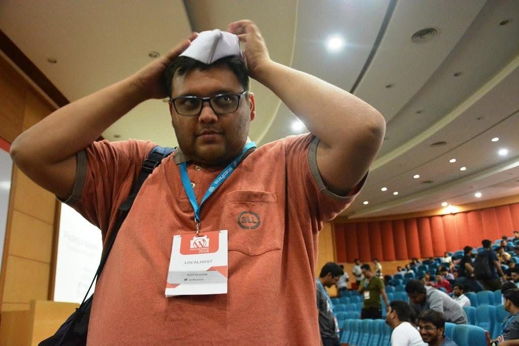Aditya Kane (@adityakane) on Twitter photo Once upon a time in Mumbai 😂
photo credit <a href="/mbigul/">Bigul Malayi</a> Once upon a time in Mumbai 😂
photo credit <a href="/mbigul/">Bigul Malayi</a>