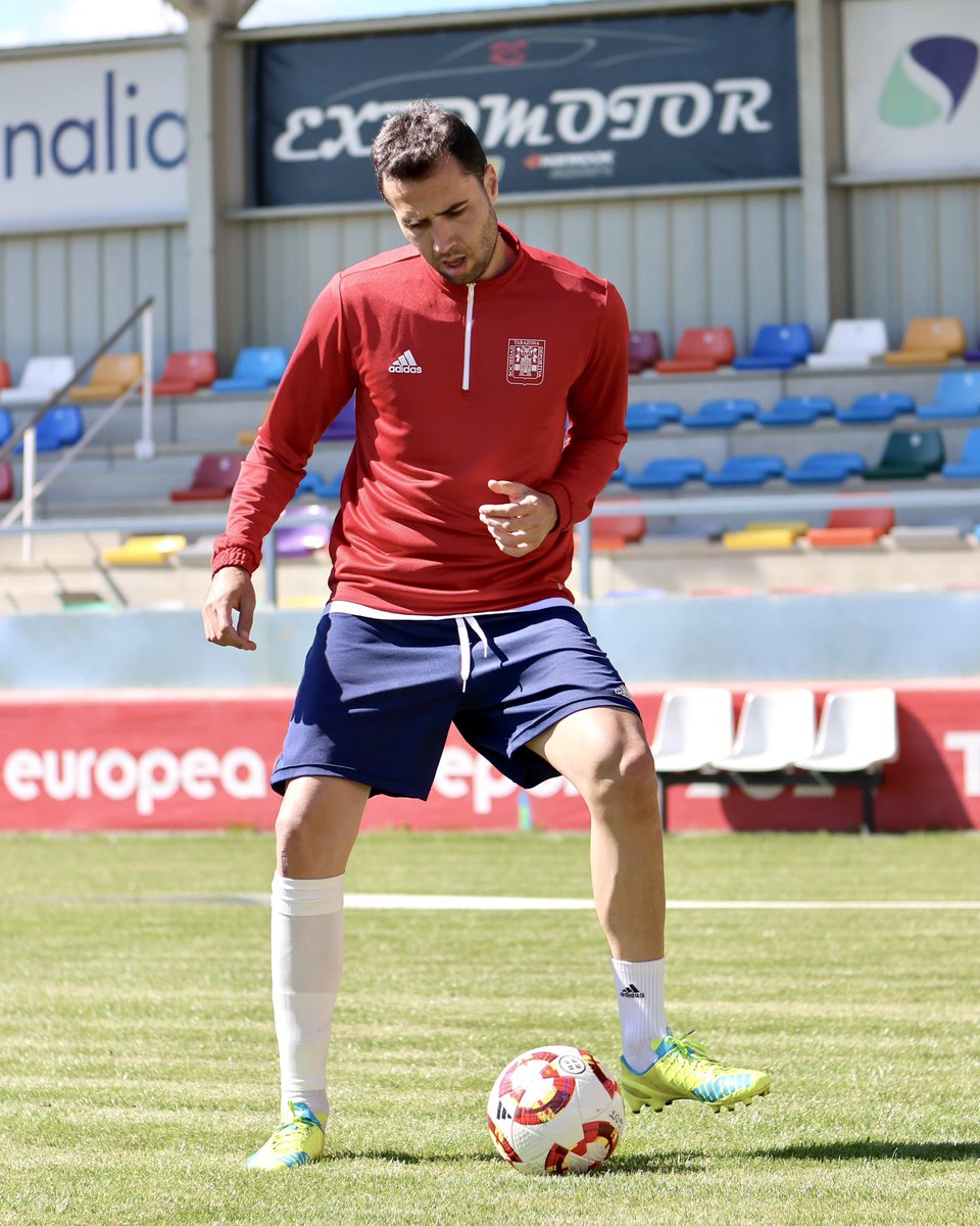 S.D. Tarazona tweet media