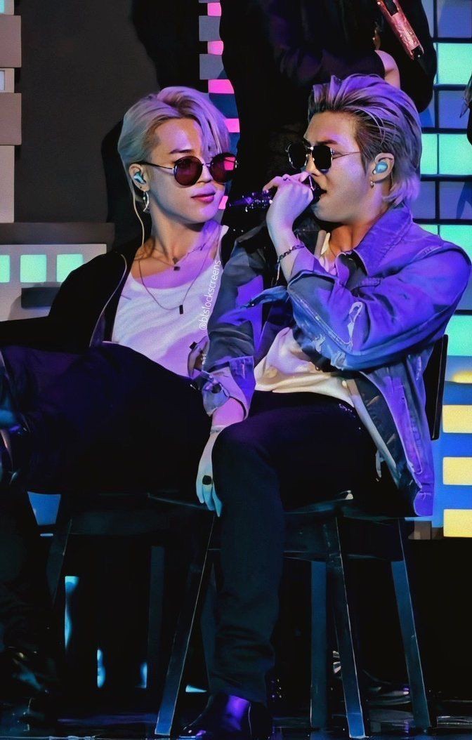 kimjeonayesha's tweet photo. RM AND JIMIN nomination for the 2025 American Music Awards AMAs in "Favorite K-Pop Artist"💜
Vote now. 

🖇️(https://t.co/DFdvyOFoMl)

CONGRATULATIONS RM 
CONGRATULATIONS JIMIN 
#지민 #JIMIN 
#방탄소년단RM #RM #김남준 #Namjoon https://t.co/7jH5oBskLl
