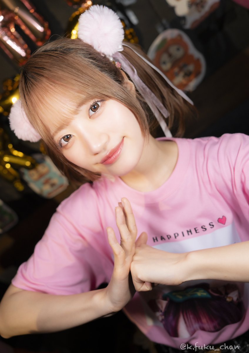variskenta's tweet photo. すーぱーぷーばぁー!! 恋恋乃春 りお 生誕祭 びっぐ幸!! 〜はっぴーぽんぽこ！〜
特典会　個撮
可愛すぎる^ - ^
ますます好きになった❤️
惚れた^ - ^
めっちゃ好き❤️
暁月　ヒナタ@hinata_spv 
すーぱーぷーばぁー!!(@_superpouvoir)
#きんいろおひさまヒナタさまっ
#spv魂 https://t.co/cwyvAFOaPC
