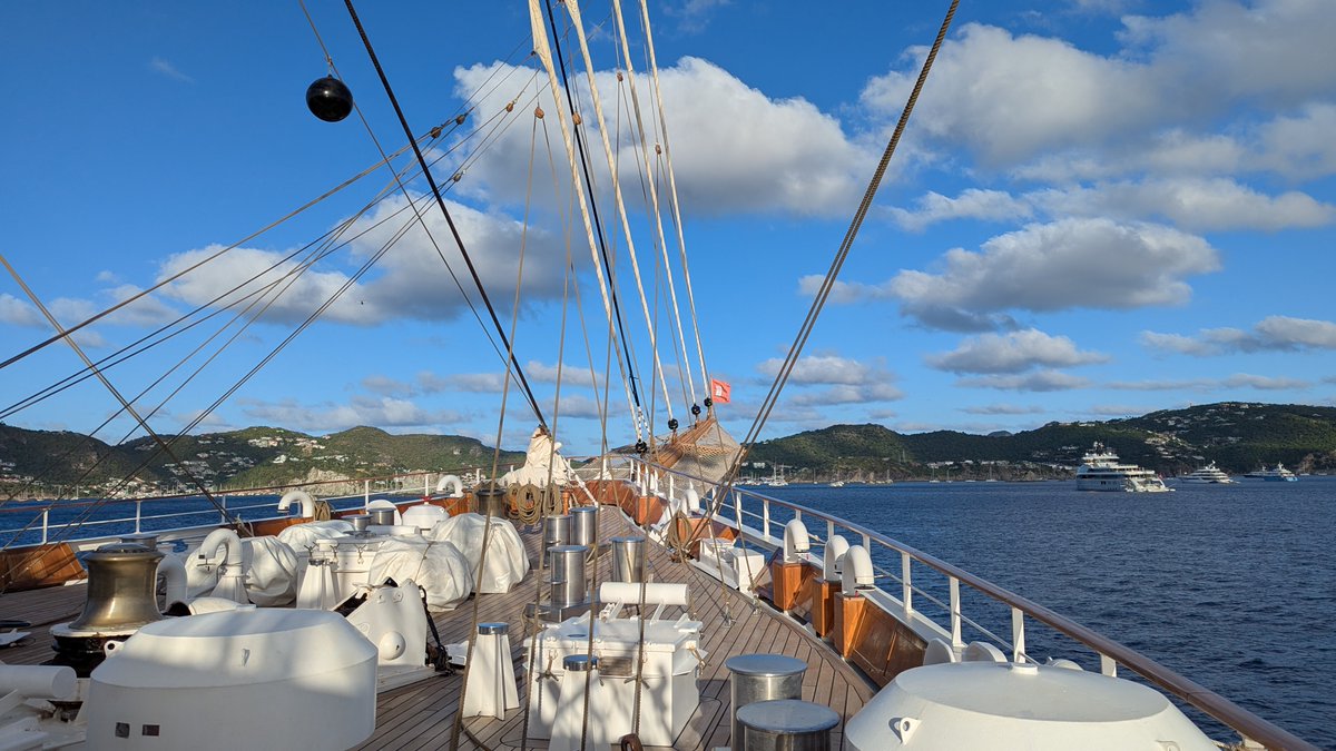 John Roberts (@inthelooptravel) on Twitter photo There's no better way to spend a mid-winter week than sailing in the Caribbean with sails catching wind, powering us to our next island.
I had an amazing trip on #SeaCloudCruises' #SeaCloudSpirit.
<a href="/QuirkyCruise/">Heidi & Ted</a>
#SmallShipCruising
#AdventureTravel
tinyurl.com/2cusfkym There's no better way to spend a mid-winter week than sailing in the Caribbean with sails catching wind, powering us to our next island.
I had an amazing trip on #SeaCloudCruises' #SeaCloudSpirit.
<a href="/QuirkyCruise/">Heidi & Ted</a>
#SmallShipCruising
#AdventureTravel
tinyurl.com/2cusfkym