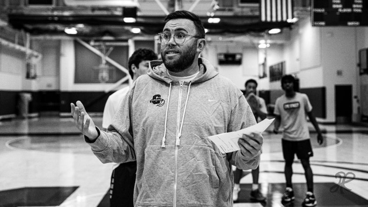 Loyola Blakefield has named Roger Garfield as their new head basketball coach. Garfield has spent the last three seasons as the associate head coach at @GonzagaHoops &amp; had been on staff since 2016.