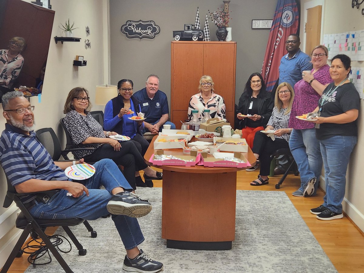 RISD Human Resources (@risd_hr) on Twitter photo <a href="/RISD_HR/">RISD Human Resources</a> celebrating our Specialists on Administrative Professional's Day! Thanks for all you do! #RISDWEAREONE #RISDBETHEONE <a href="/RISD_HR/">RISD Human Resources</a> celebrating our Specialists on Administrative Professional's Day! Thanks for all you do! #RISDWEAREONE #RISDBETHEONE