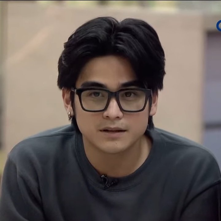 POTANGINA YUNG FACE CARD NI MICHAEL AND WILL???? ANG POGI

BBS MILI
#PBBCollabBINIJhoCey