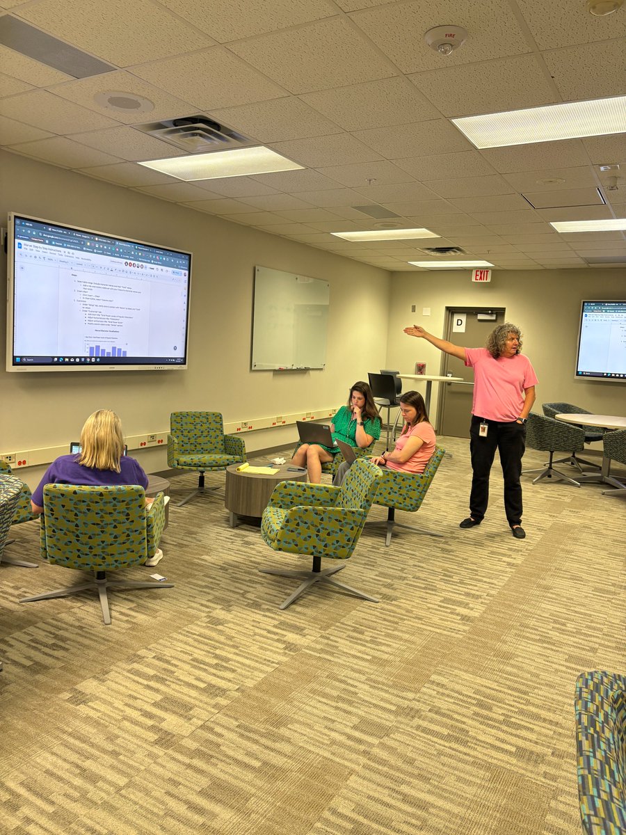 EdTechHEB (@edtechheb) on Twitter photo @HEBISD admin, PMC, and annex employees - be on the lookout for future #EdTechBytes trainings! Last week's session on sheets and charts was a HUGE HIT! 🤩 @HEBISD admin, PMC, and annex employees - be on the lookout for future #EdTechBytes trainings! Last week's session on sheets and charts was a HUGE HIT! 🤩