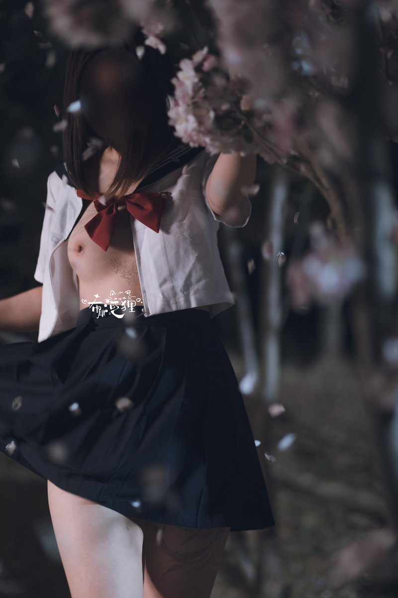 谁能拒绝jk呢

👧🏻:@Some_fish_ 
📷:@Unreasonable002 

@Fengsiyuan https://t.co/hX44cj4Gt1