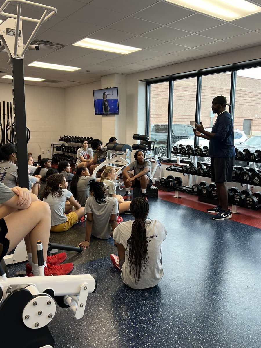 Allen Lady Eagles Basketball (@allen_gbb) on Twitter photo Thrival Skill Wednesday❗️
Coach Hill with a great message about embracing hard things‼️
<a href="/fbcnt4/">Kendall Hill</a>
#Level🆙 Thrival Skill Wednesday❗️
Coach Hill with a great message about embracing hard things‼️
<a href="/fbcnt4/">Kendall Hill</a>
#Level🆙