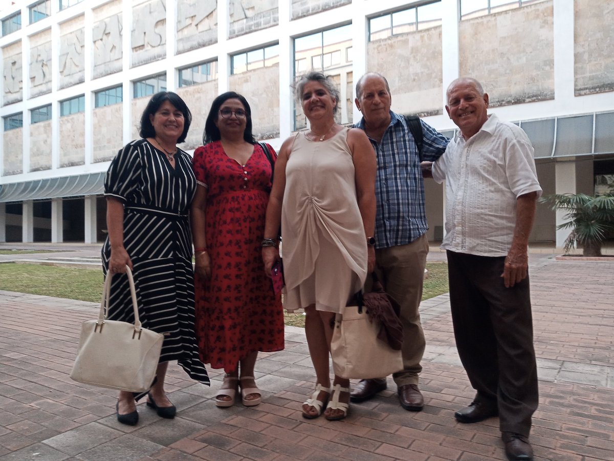 adianez_taboada's tweet photo. Participamos en la celebracion por el 75 aniversario de la Organización de Estados Iberoamericanos para la Educación, la Ciencia y la Cultura, excelente espacio de encuentro y reconocimientos. @citmacuba @CubaMined @CubaEsCultu @ArmandoRguezB @PresidenciaCuba https://t.co/BaeekdECSD