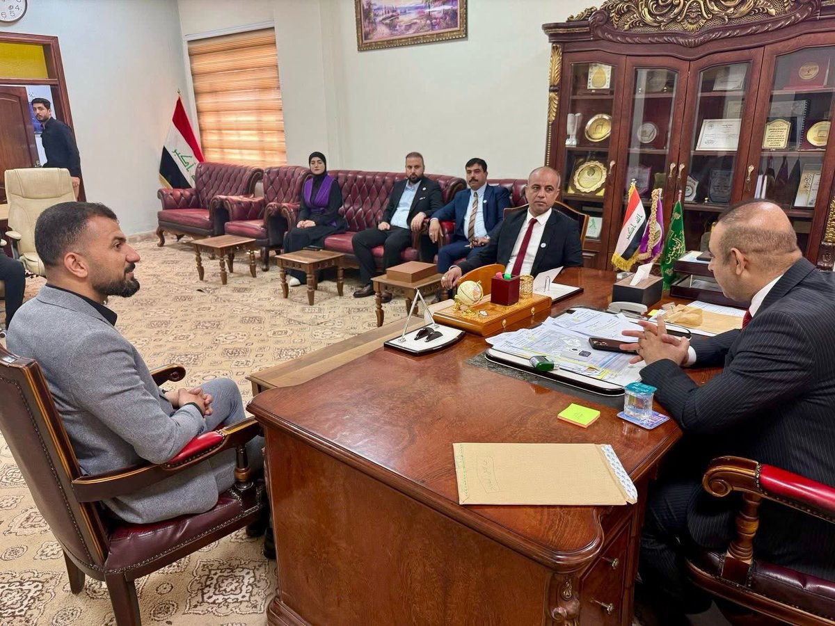 وفد نقابة المهندسين فرع ميسان يزور كلية الهندسة بالمحافظة 

زار وفد من نقابة المهندسين العراقية فرع ميسان كلية الهندسة بجامعة ميسان، تلبيةً لدعوة من عمادة الكلية، لحضور العرض الختامي لبرنامج التدريب والتأهيل، الذي استعرض أبرز الدورات المنفذة ونتائجها في دعم طلبة الكلية وتأهيل