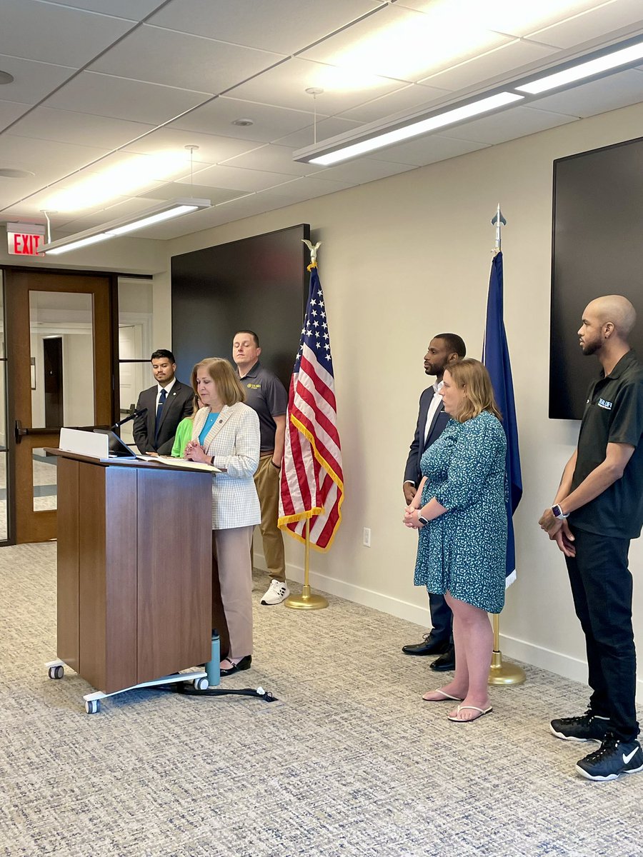 bacotem71's tweet image. Just linked with @SenatorHashmi and @VicMcKenzieJr at the General Assembly. We’re talking real solutions for mental health and recovery in our communities. Grateful to SAARA of Virginia for keeping the fire lit.
#MentalHealthMatters #RecoveryCommunity #BaCoteSpeaks