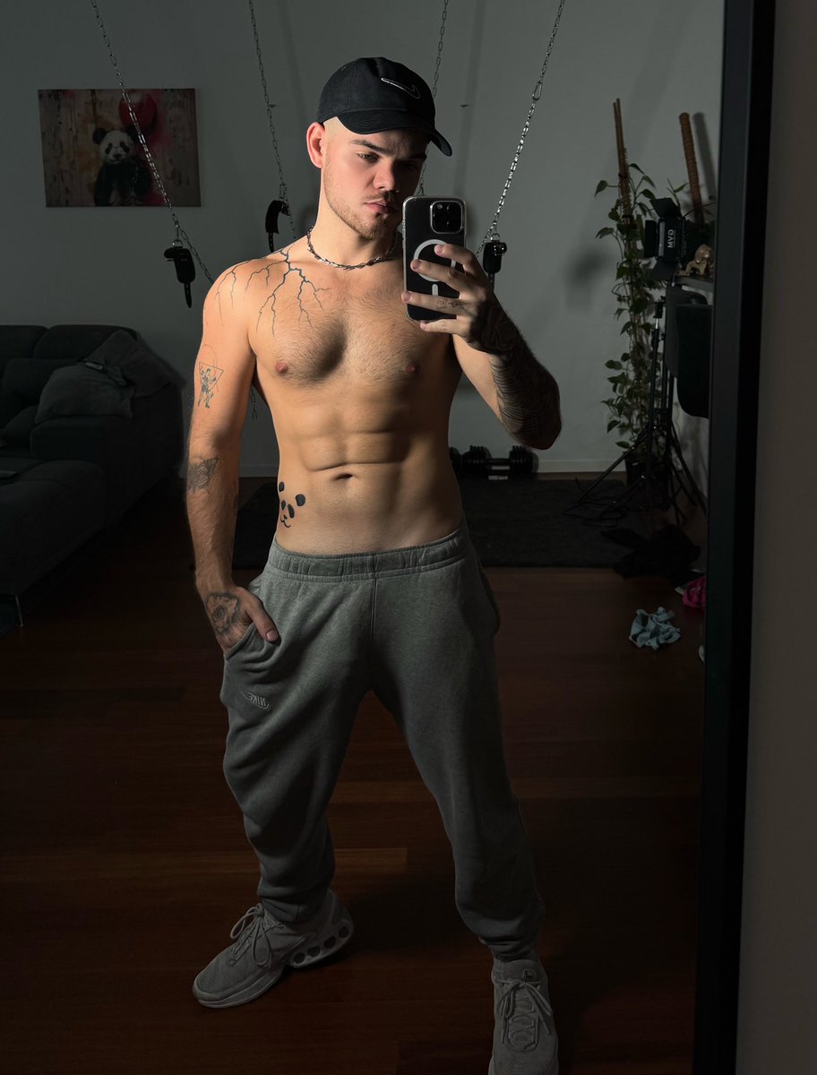 Master On Twinks ๐๐คโ๏ธ tweet media