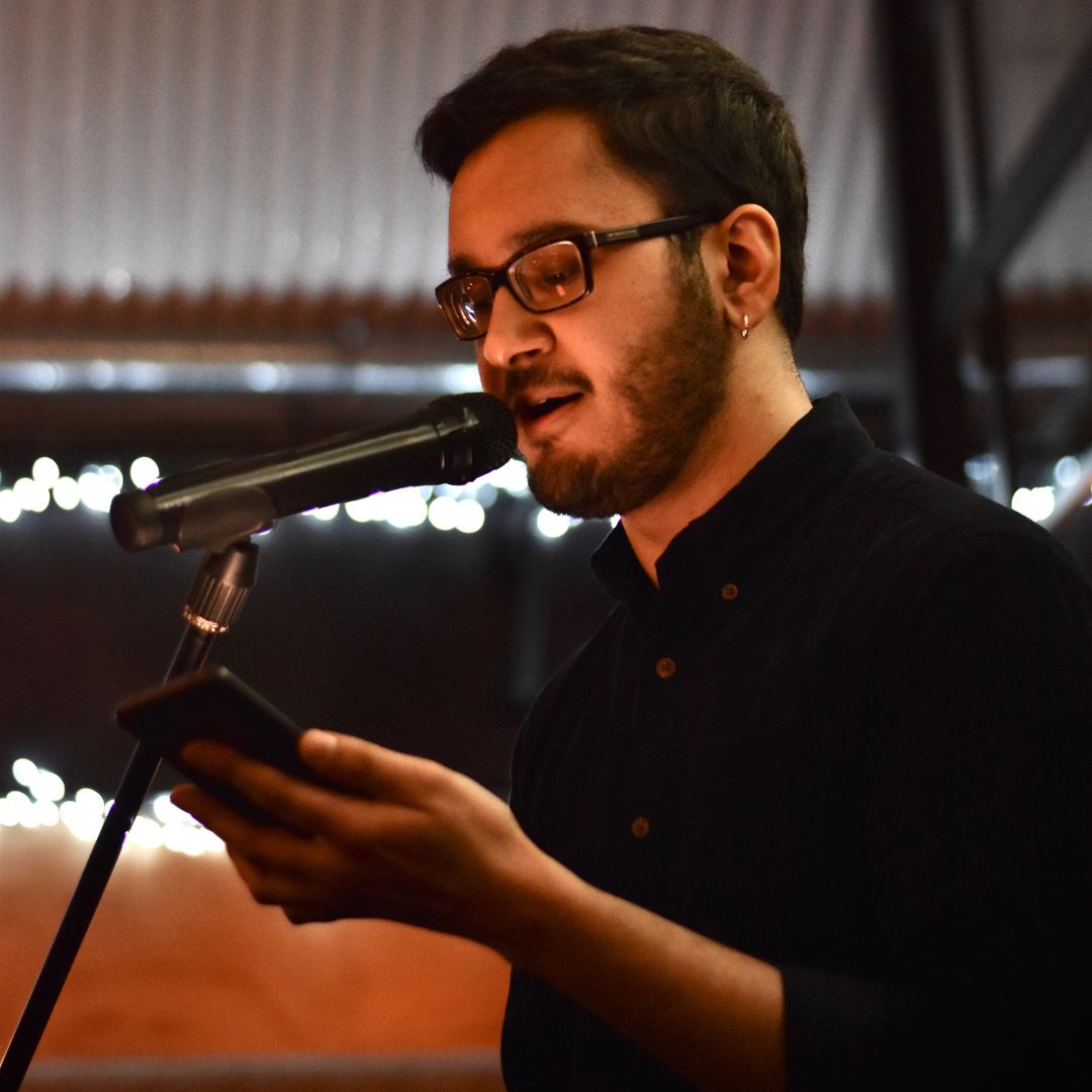 🎙️ Some images from another packed STORIE event over <a href="/Kilder_Bar/">Kilder</a> last week feat. incredible new work from LERAH MAE BARCENILLA, CURTIS EBANKS-FALCONER, ZAIN RISHI &amp; ELEANOR TRIGG.  

🎟️ Catch us next in June before we slink off into the summer🌞 for a bit.

📸 Rebekah Lyndon