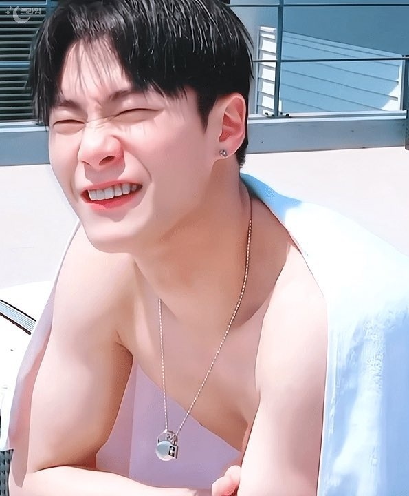 금쪽같은 문장꾸들

#문빈 #아스트로 #MOONBIN #ASTRO
#ムンビン #文彬 #영원한_나의_예쁜달 🌙
#빌리 #문수아 #Billlie #MOONSUA #문남매
