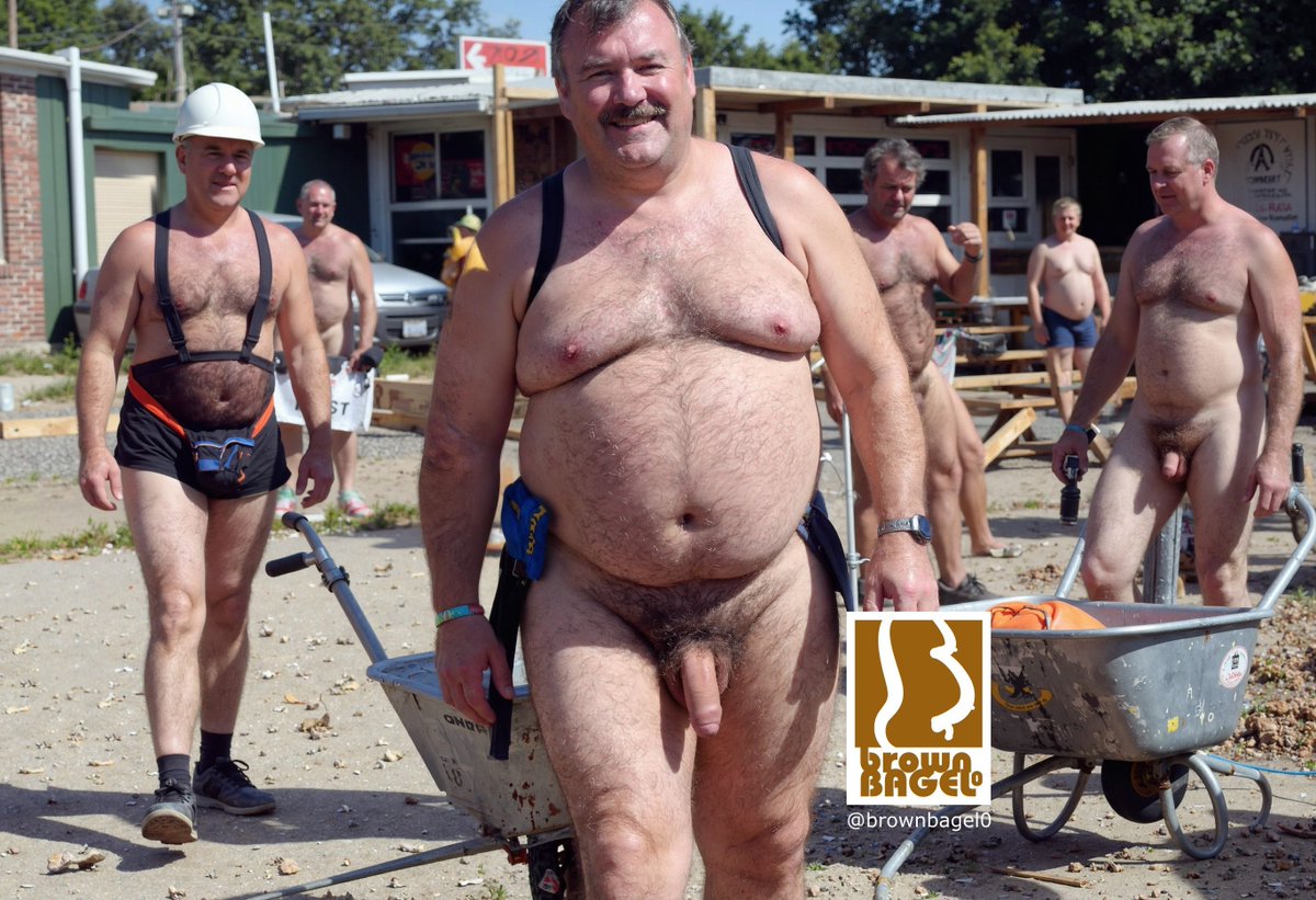 Contruction men: hot and sweaty,
Men At Work - series

#MetAtWork #AiPorn #Brownbagel0 #AiArt #Erotic #Porn #NSFW #SexyLargeGentlemen #Bears #Daddies #OlderMan #ChubbyMan #FatMan