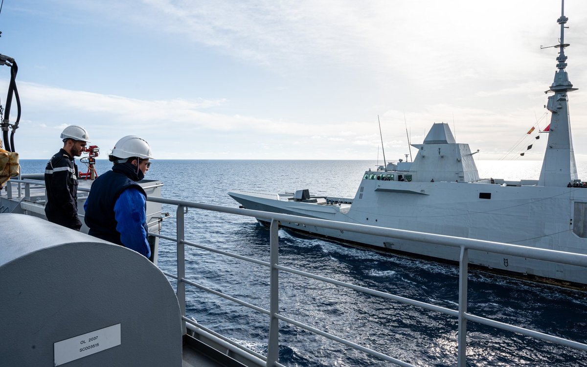 The 🇫🇷 Joint Staff - Military operations (@frenchforces) on Twitter photo 📍Mediterranean Sea | The <a href="/French_CSG/">French Carrier Strike Group</a> teams up with 🇲🇦 Mohammed VI & 🇵🇹 Dom Francisco de Almeida frigates during #Clemenceau25.
⚓️ Joint drills, shared skills — real teamwork at sea. 🇲🇦🤝🇵🇹🤝🇫🇷
🛡️United for crisis response, stability & security in the Med. 📍Mediterranean Sea | The <a href="/French_CSG/">French Carrier Strike Group</a> teams up with 🇲🇦 Mohammed VI & 🇵🇹 Dom Francisco de Almeida frigates during #Clemenceau25.
⚓️ Joint drills, shared skills — real teamwork at sea. 🇲🇦🤝🇵🇹🤝🇫🇷
🛡️United for crisis response, stability & security in the Med.