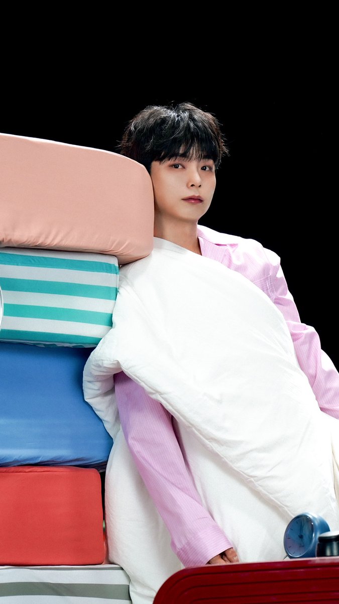 bloomingband's tweet photo. 2025.04.23 - LUCY '잠깨' 뮤직비디오 및 자켓 촬영 현장 
Wakey Wakey MV behind photos 
https://t.co/sjjwrSkQMQ https://t.co/burPzFY3B6
