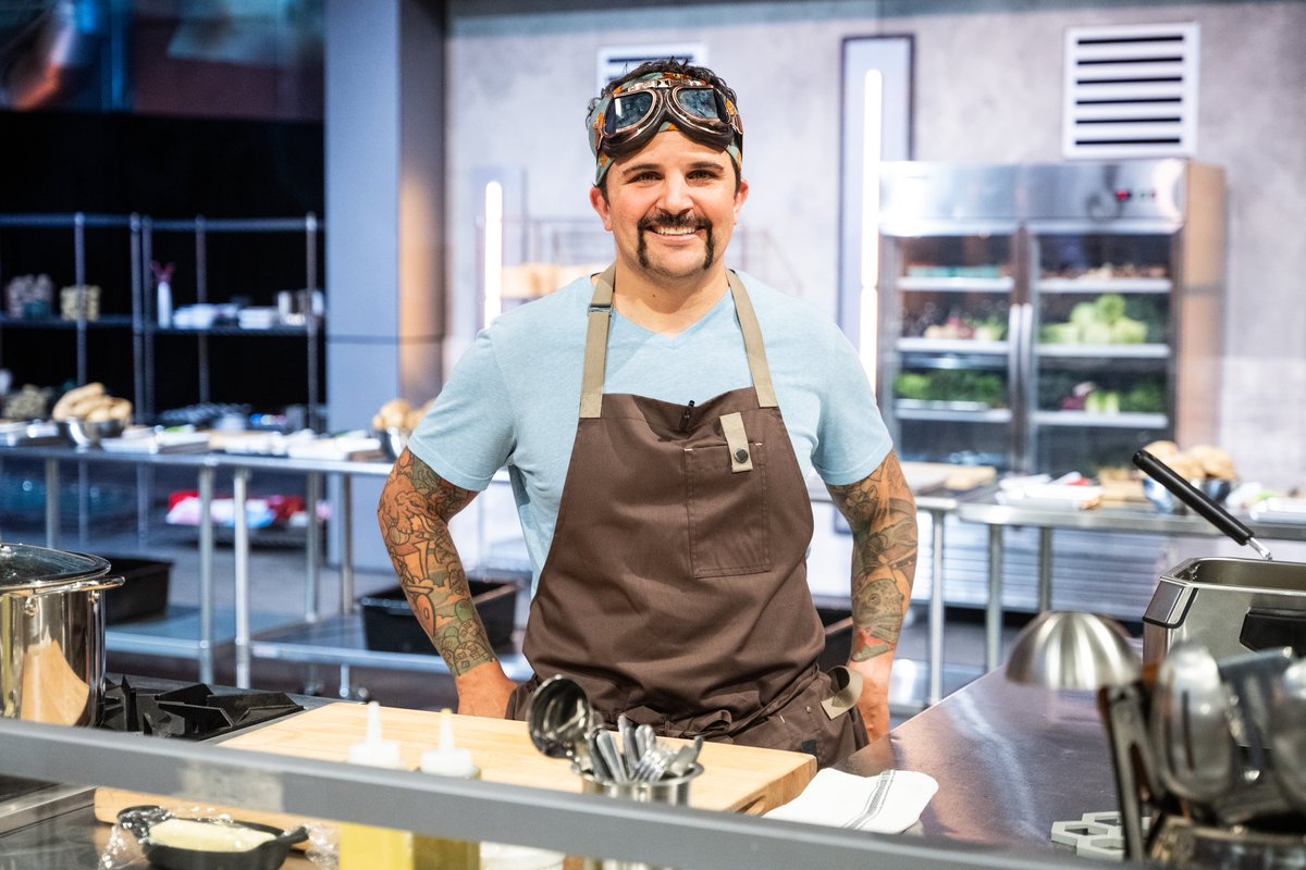 Chef <a href="/RichieFarina/">richard farina</a> joins us for the 1st time, demoing all 4 days at <a href="/NatlRestShow/">National Restaurant Association Show</a> with U.S. made ingredients.
🎬 See him on <a href="/FoodNetwork/">Food Network</a>’s #24in24 Season 2, premiering April 27 at 8 PM ET. 
📣 2025 exhibitor directory now live ➡️ chicago.nasda-tradeshows.org