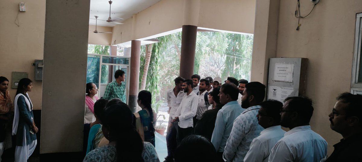 TiwariProf's tweet photo. Today, @mcbuchp and many of its affiliating colleges condemned the cowardly #pahalgamattack and prayed for the families of the victims. https://t.co/wAmPeEeRMC