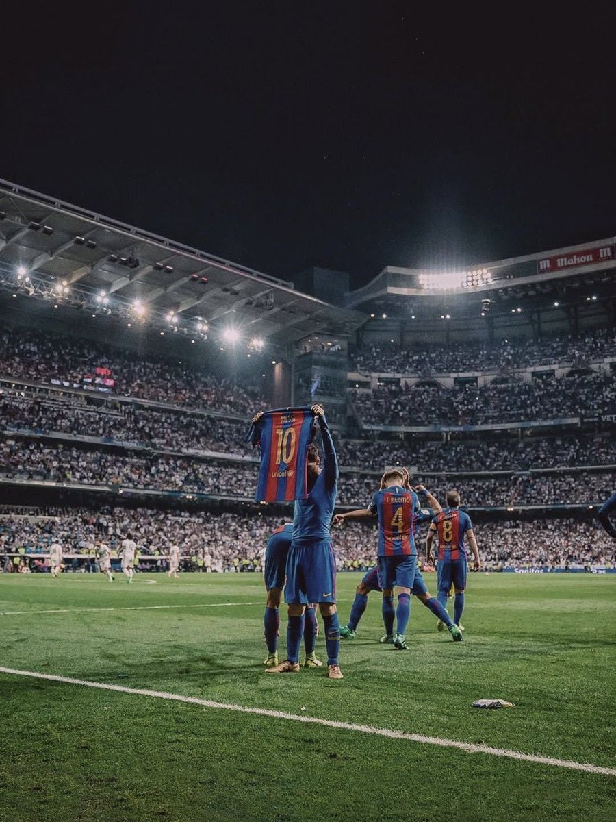 8 years ago, Santiago Bernabeu met the Messiah.