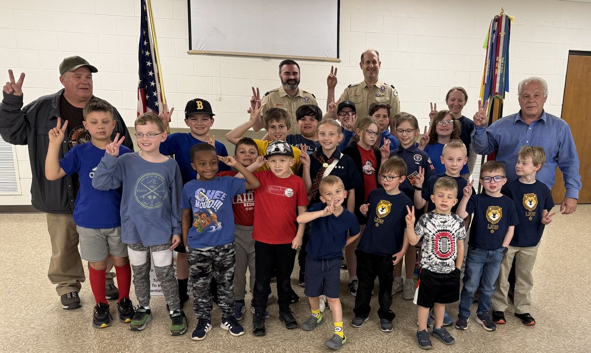 PhilPlummerOH40's tweet image. Great night speaking to the Vandalia Scouts regarding the duties of an elected official. Exciting group of future leaders.